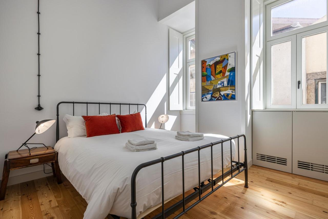 Glamorous 3Bdr Apartment In City Center By Lovelystay Lisboa Eksteriør billede