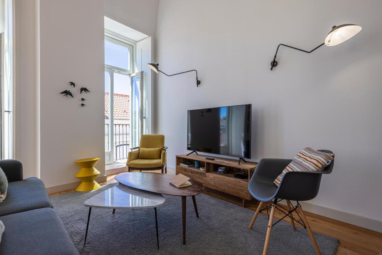 Glamorous 3Bdr Apartment In City Center By Lovelystay Lisboa Eksteriør billede