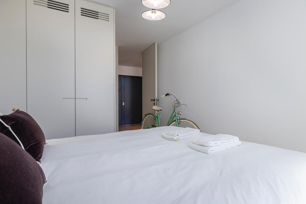 Glamorous 3Bdr Apartment In City Center By Lovelystay Lisboa Eksteriør billede