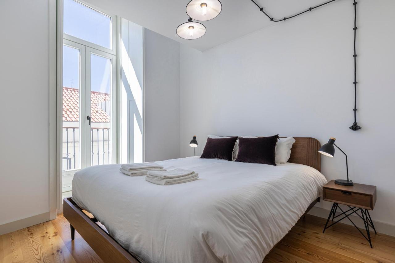 Glamorous 3Bdr Apartment In City Center By Lovelystay Lisboa Eksteriør billede