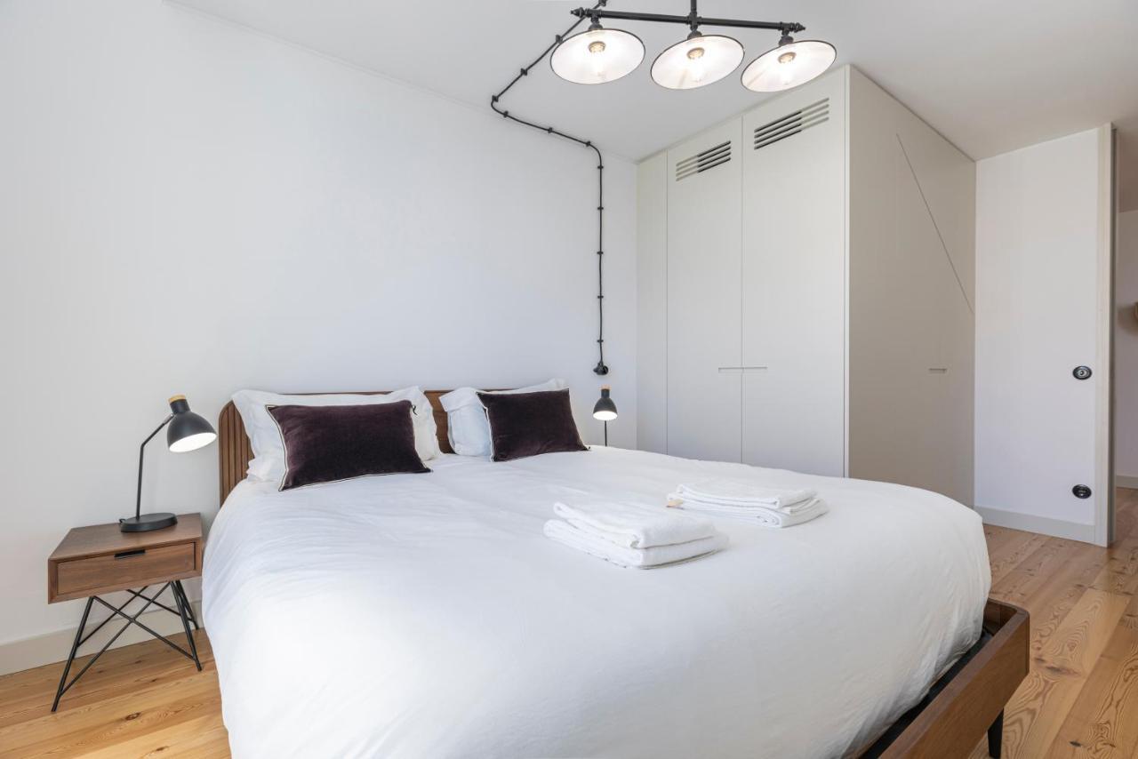 Glamorous 3Bdr Apartment In City Center By Lovelystay Lisboa Eksteriør billede